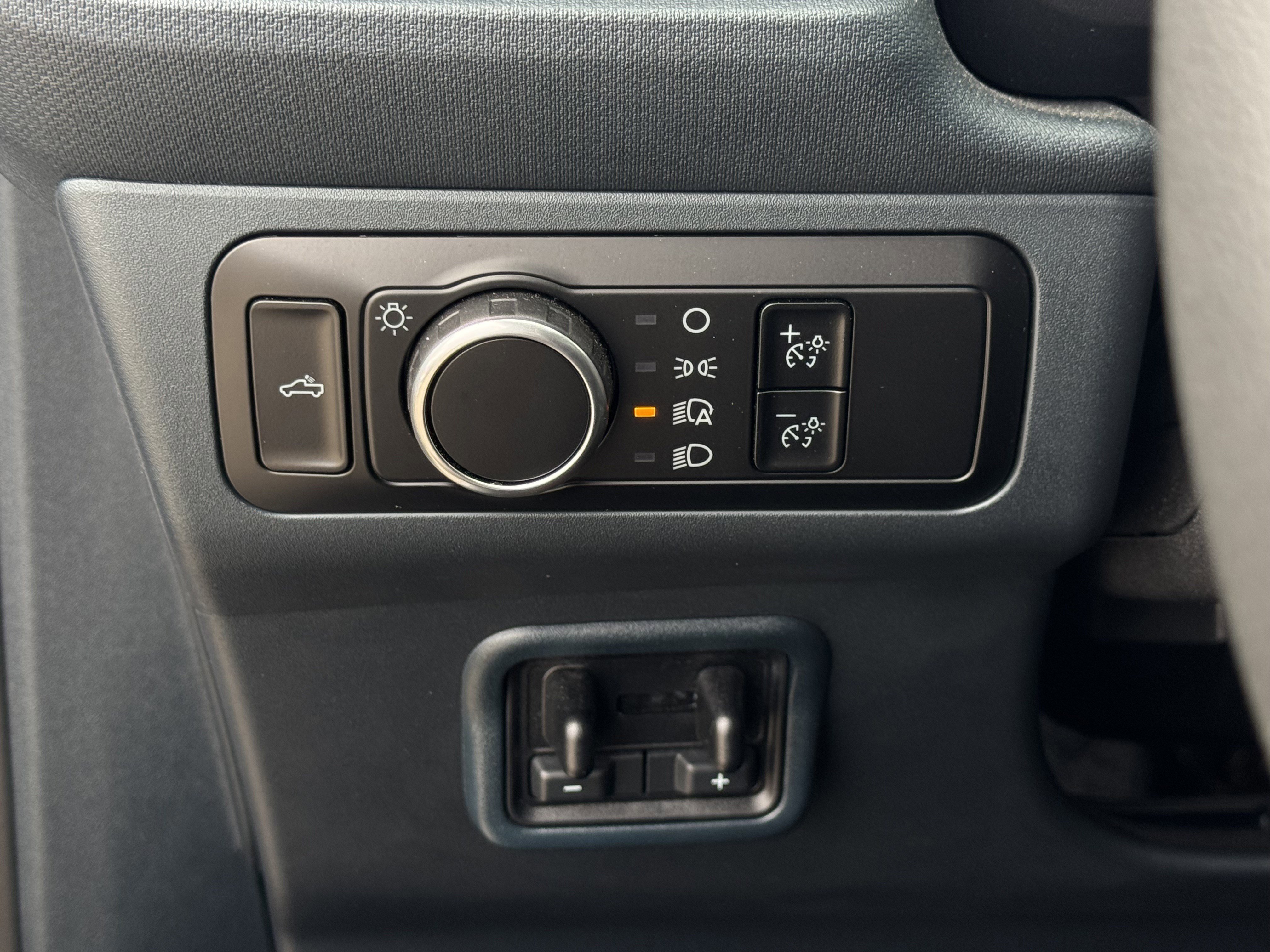 Certified 2024 Ford Maverick XL w/ Equipment Group 100A Standard image 22