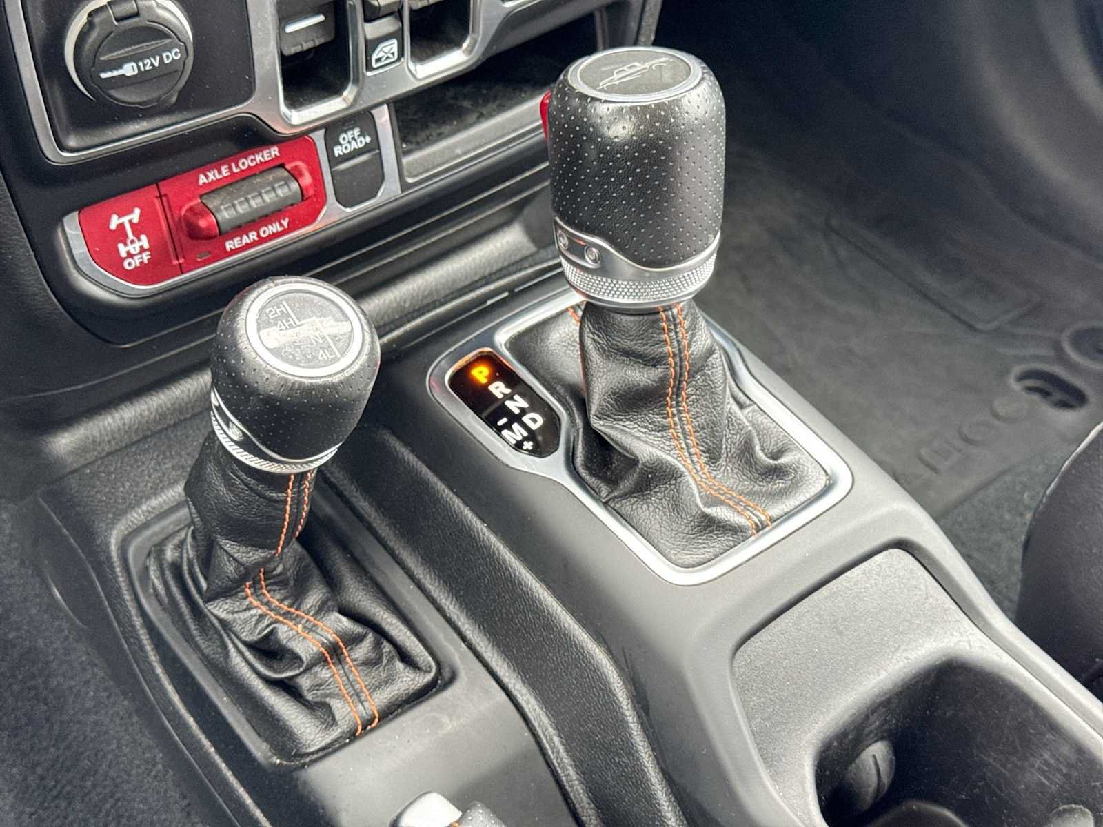 Used 2022 Jeep Gladiator Mojave w/ LED Lighting Group AWD/4WD image 32