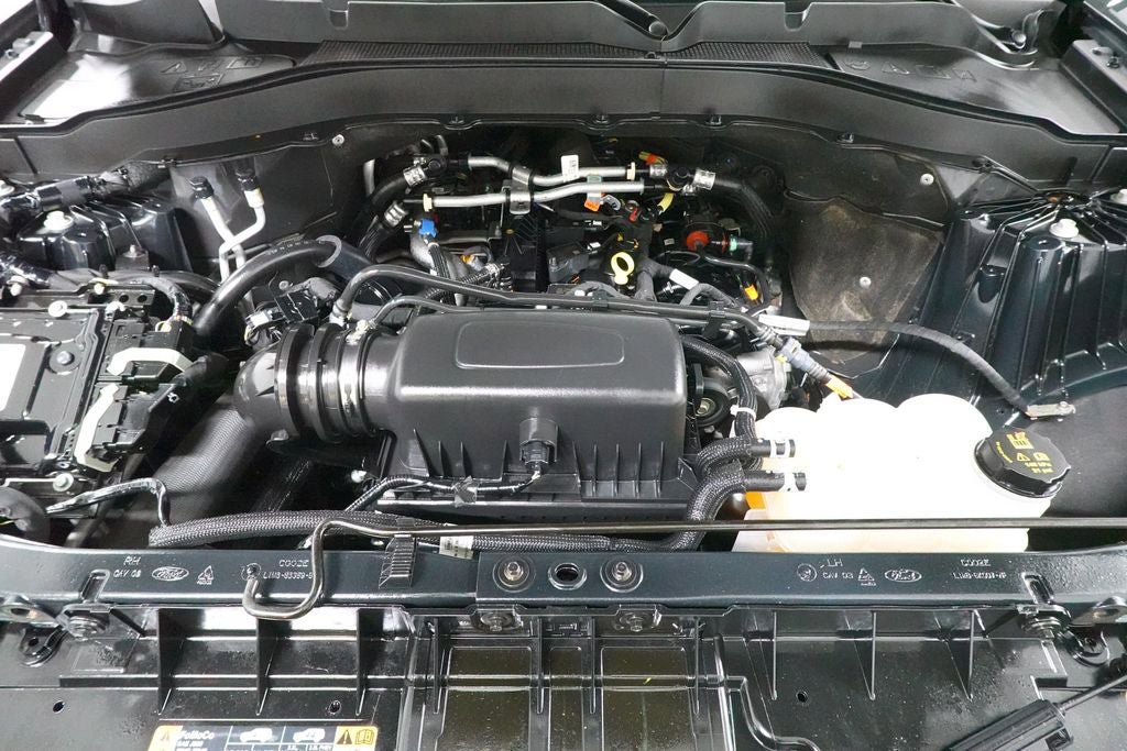Certified 2023 Ford Explorer XLT w/ Equipment Group 202A AWD/4WD image 36