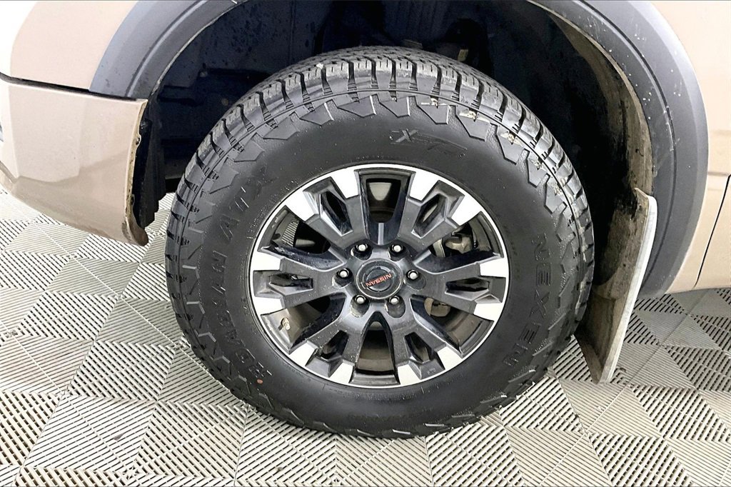 Used 2021 Nissan Titan PRO-4X w/ Pro-4x Utility Package image 7