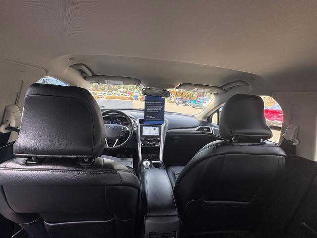 Certified 2017 Ford Fusion Energi SE image 31