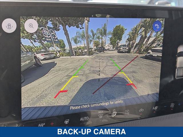 Certified 2026 Ford Maverick XLT w/ Equipment Group 301A AWD/4WD image 18