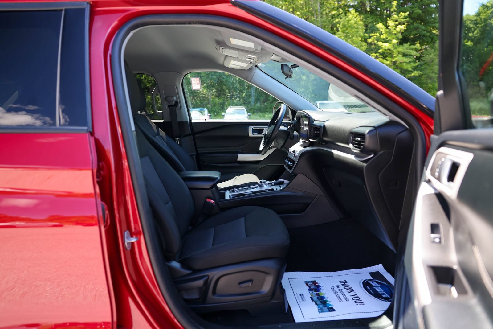 Certified 2023 Ford Explorer XLT AWD/4WD image 9
