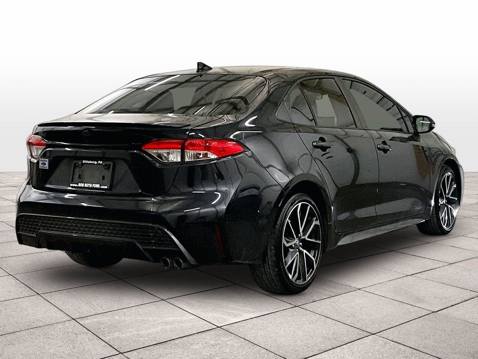 Used 2020 Toyota Corolla SE FWD image 11