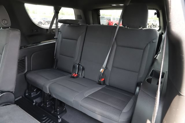 Used 2024 GMC Yukon XL SLE AWD/4WD image 18