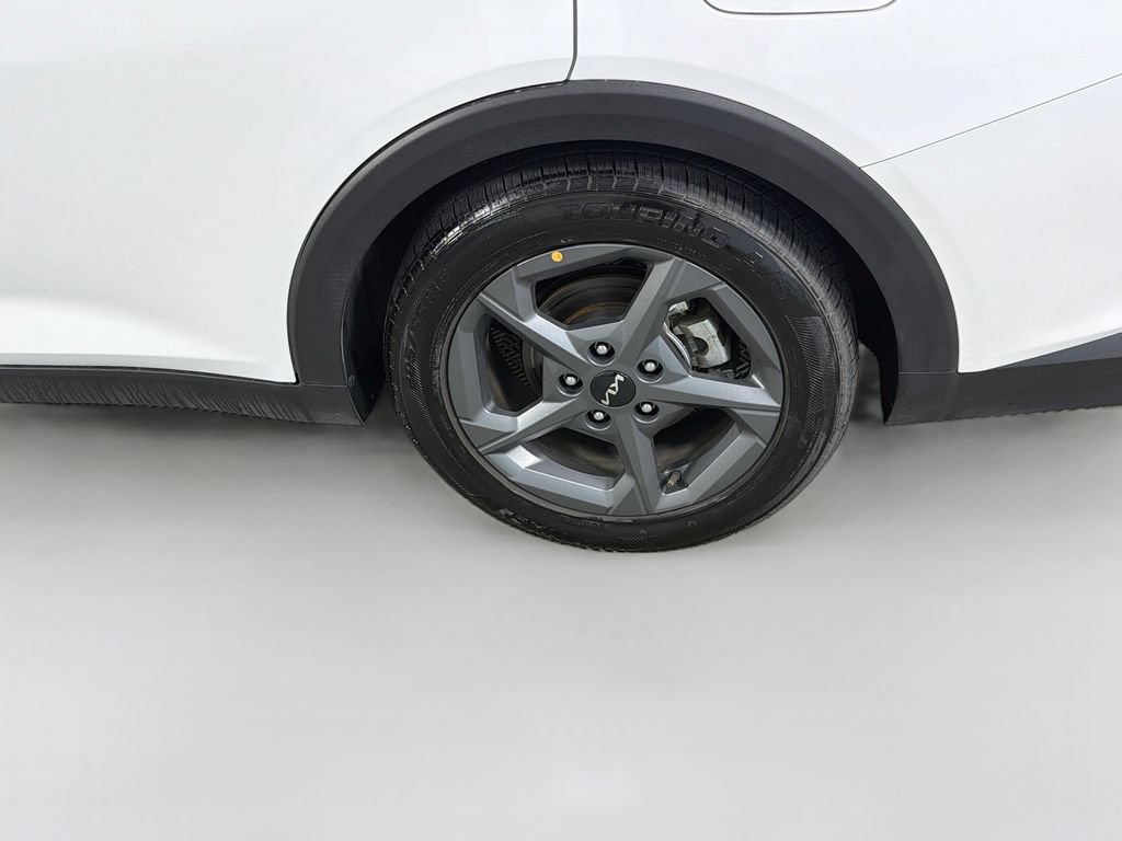 Used 2025 Kia K4 FWD image 30