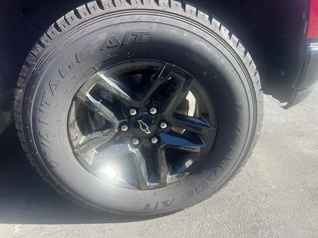 Used 2021 Chevrolet Silverado 1500 LT Trail Boss w/ Convenience Package II AWD/4WD image 5