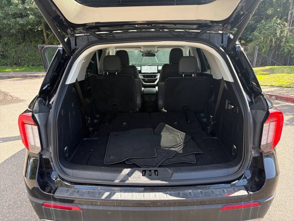 Certified 2025 Ford Explorer Active w/ Active Comfort Package AWD/4WD image 23
