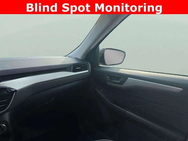 Certified 2022 Ford Escape SE w/ SE Sport Appearance Package image 11