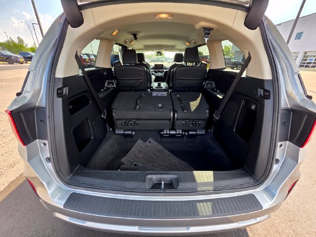Used 2025 Honda Odyssey EX-L image 12