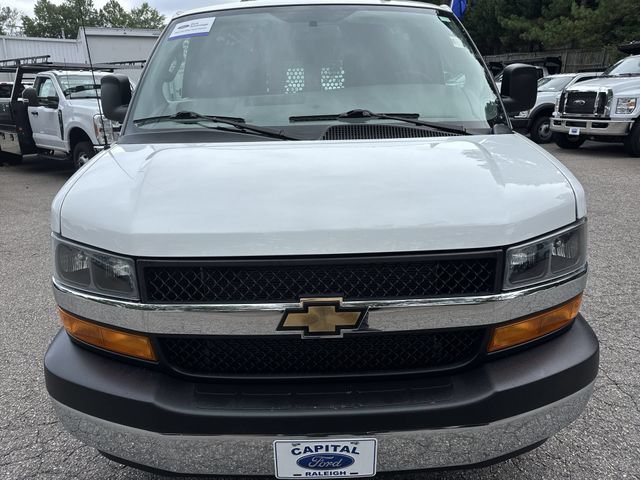Used 2024 Chevrolet Express 2500 w/ Driver Convenience Package RWD image 10
