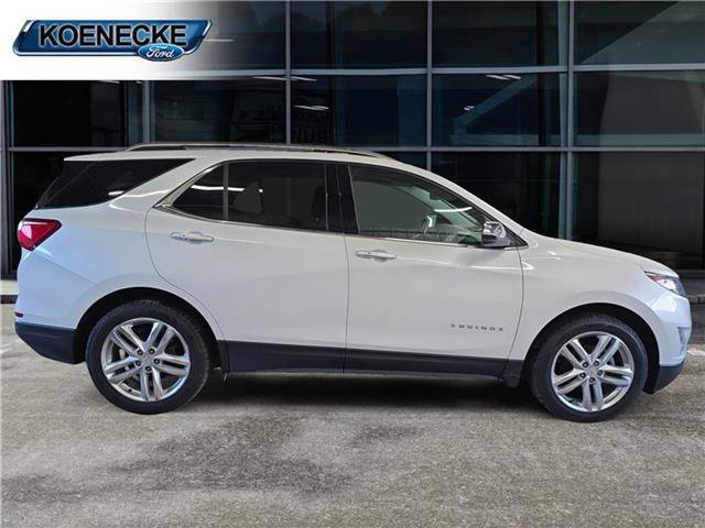 Used 2018 Chevrolet Equinox Premier image 2