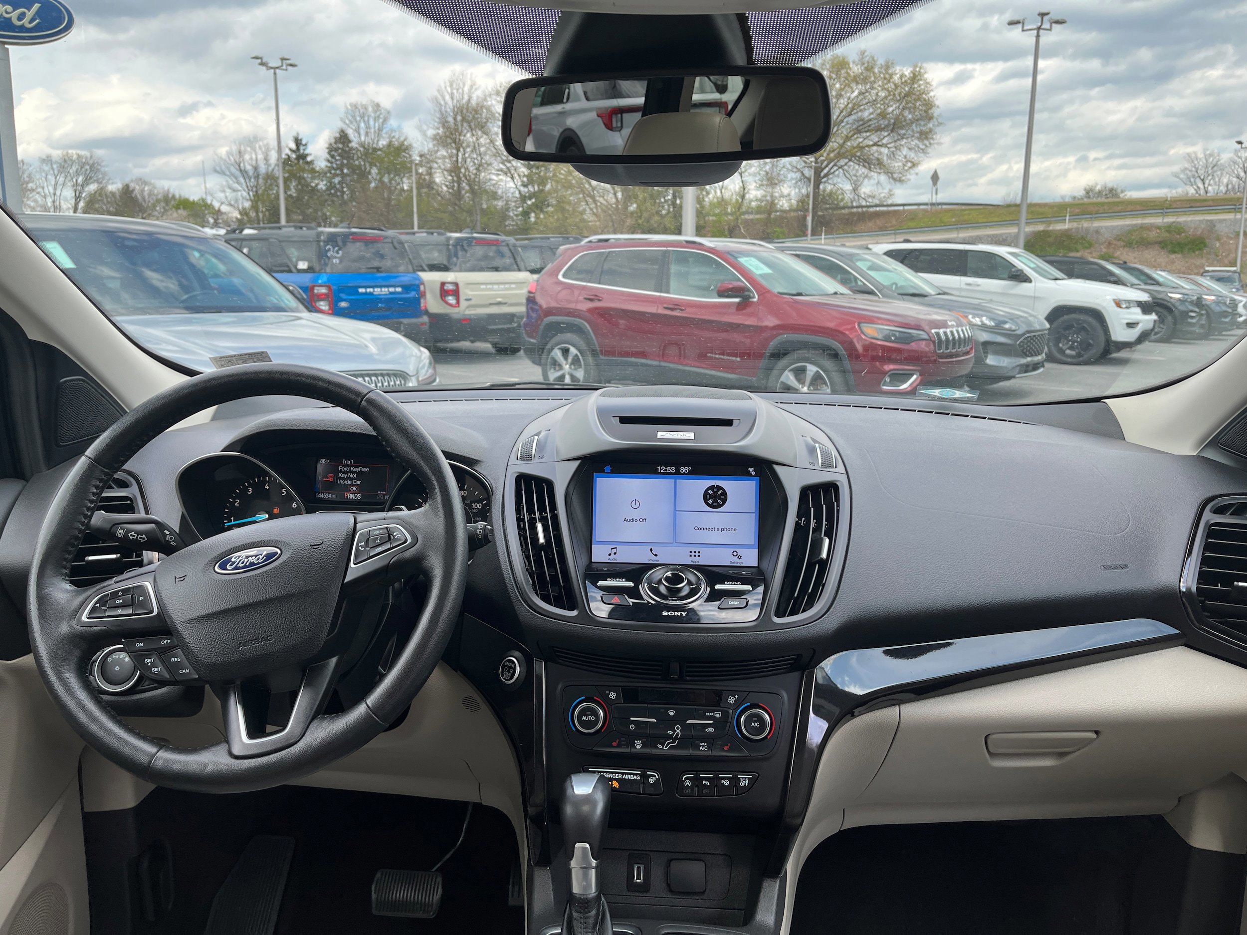 Certified 2017 Ford Escape Titanium w/ Equipment Group 301A AWD/4WD image 15