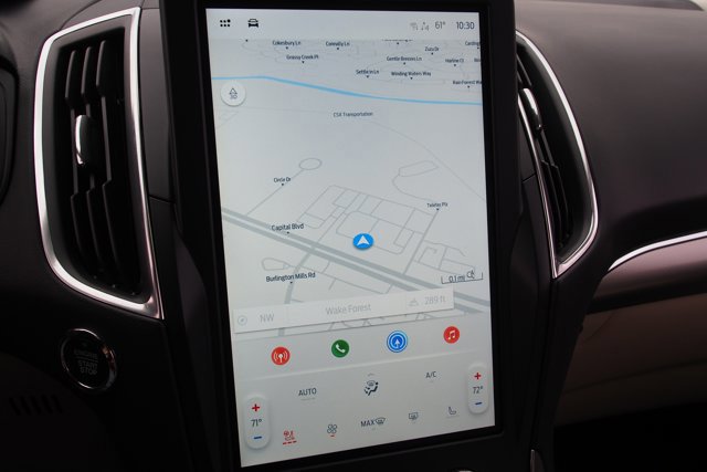 Certified 2024 Ford Edge Titanium w/ Titanium Elite Package image 29