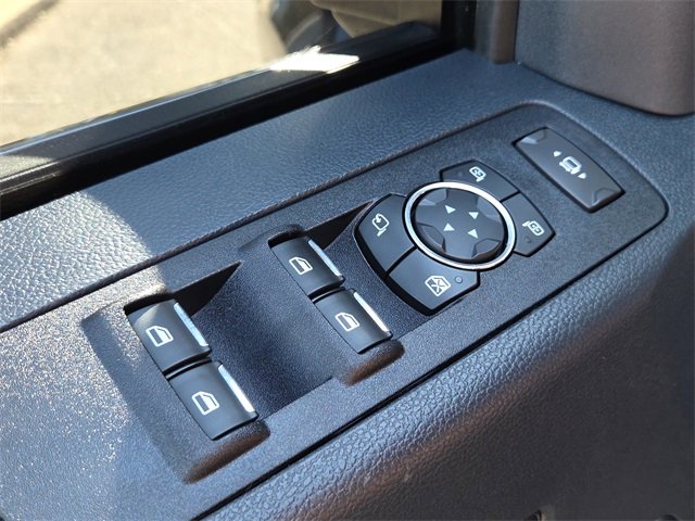 Certified 2022 Ford F450 Platinum w/ FX4 Off-Road Package image 19