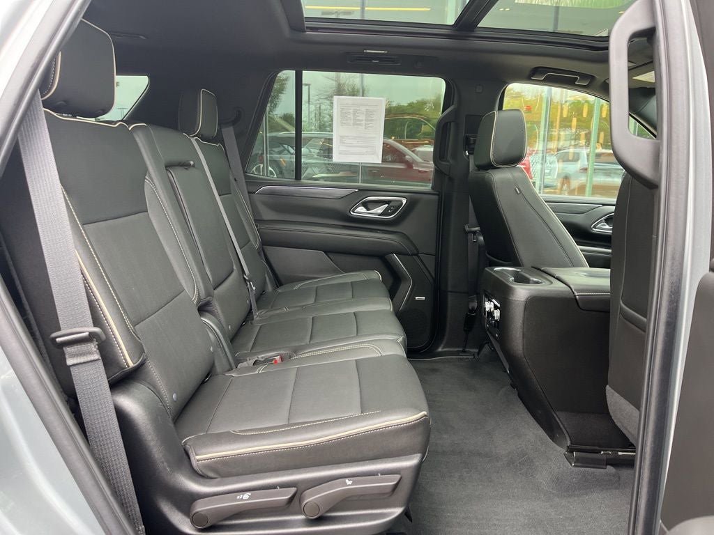 Used 2023 GMC Yukon SLT AWD/4WD image 21