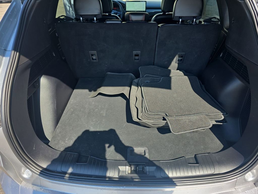 Certified 2024 Ford Escape ST-Line w/ Tech Pack #1 AWD/4WD image 12