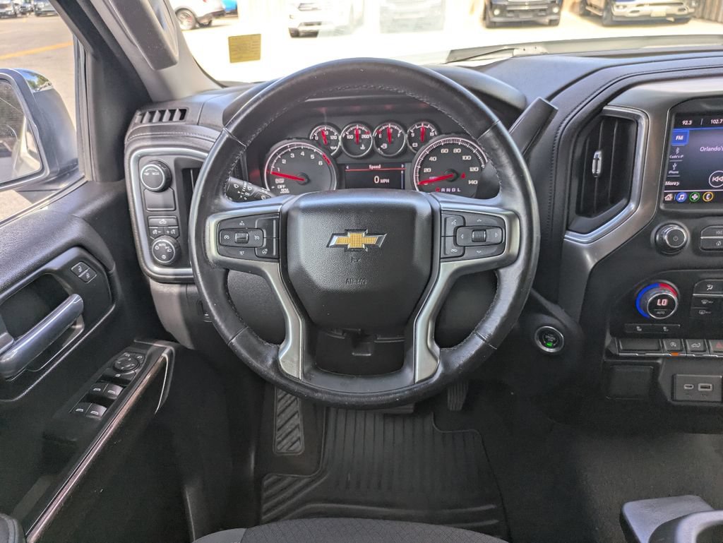 Used 2021 Chevrolet Silverado 1500 LT RWD image 16
