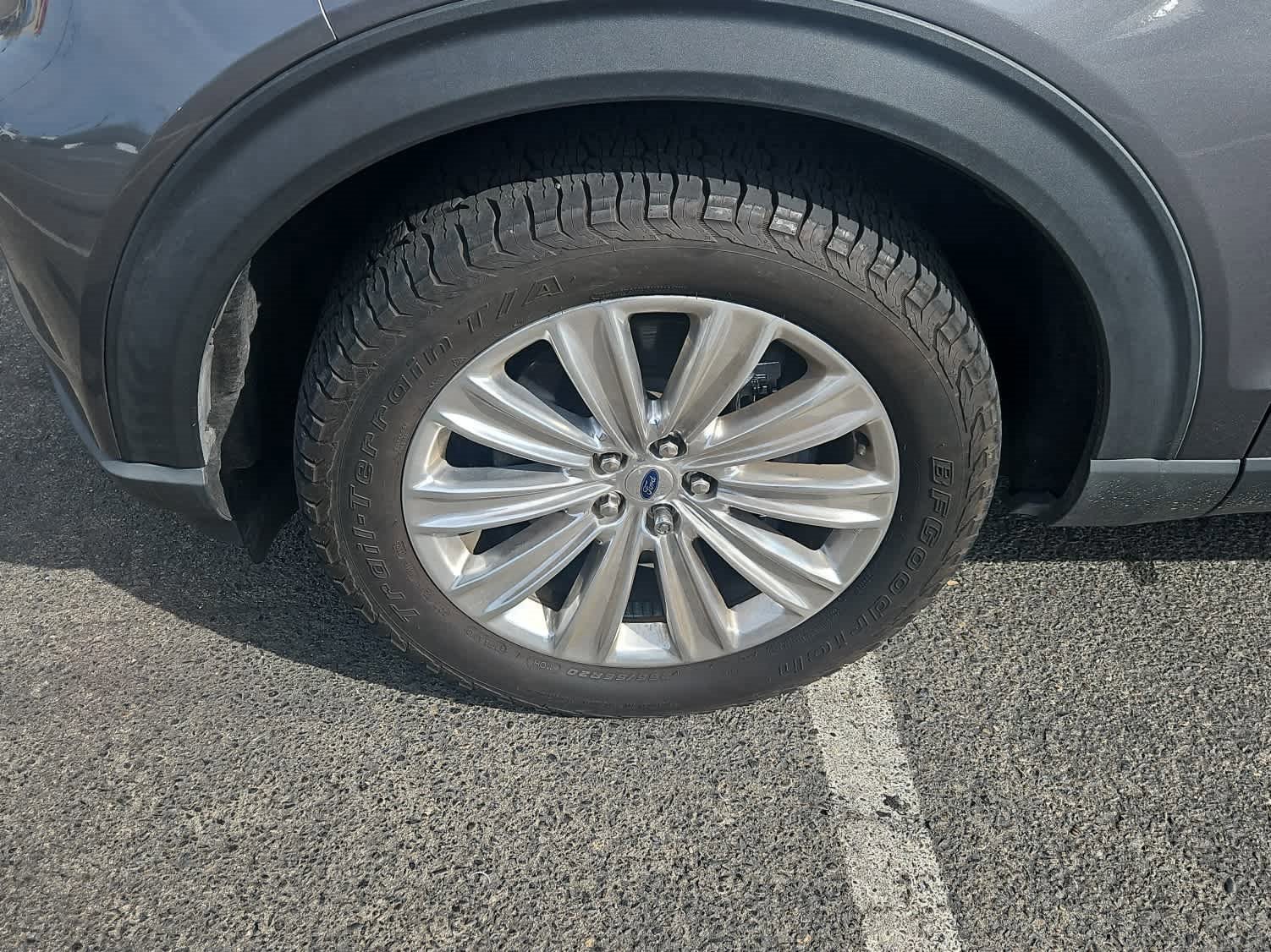 Certified 2021 Ford Explorer Limited w/ Hybrid Equipment Group 310A image 7