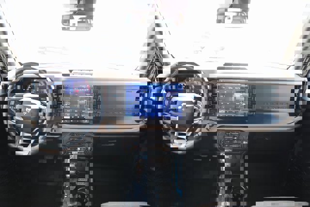 Certified 2022 Ford Bronco Wildtrak image 11