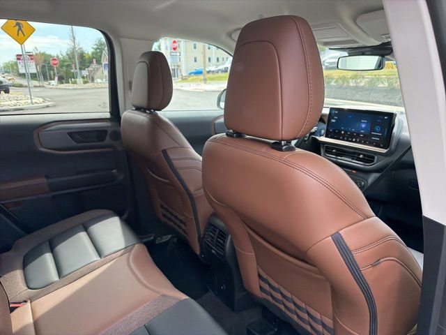 Certified 2025 Ford Bronco Sport Outer Banks w/ Outer Banks Tech Package+ AWD/4WD image 29