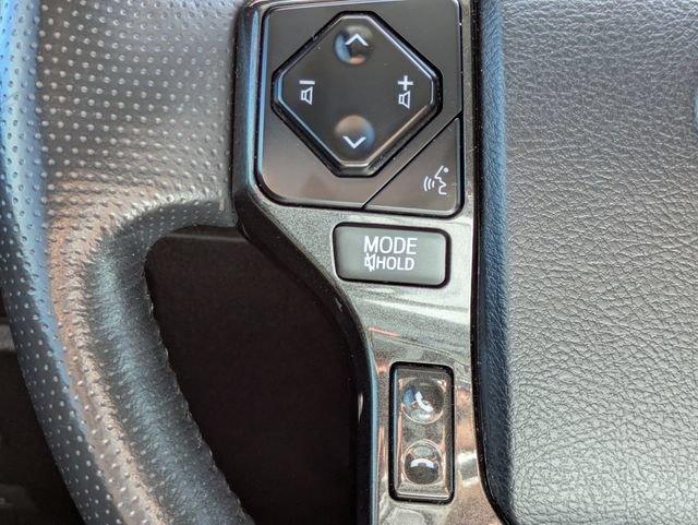 Used 2023 Toyota 4Runner TRD Off-Road Premium w/ Moonroof Package AWD/4WD image 25