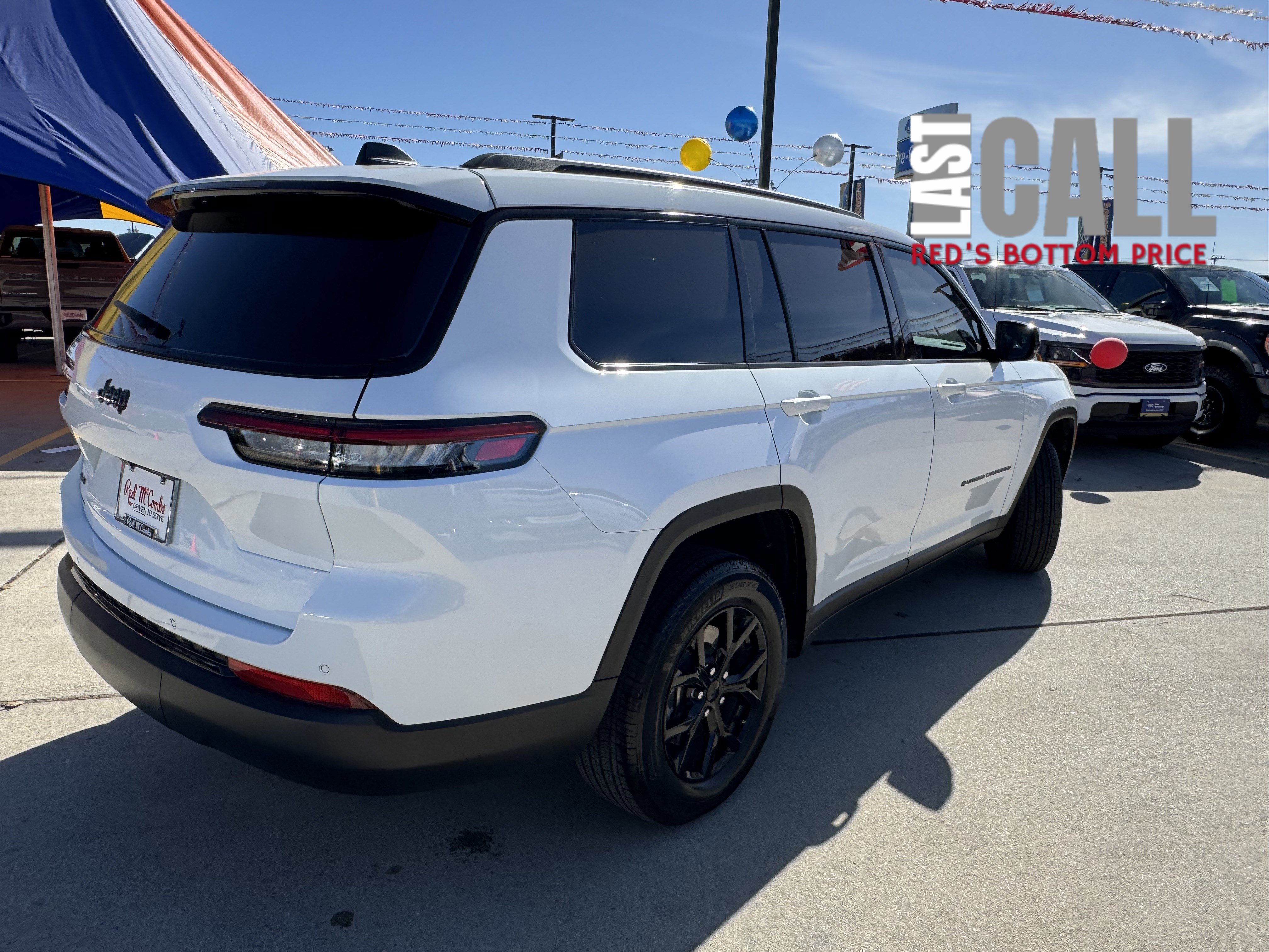 Used 2025 Jeep Grand Cherokee L Altitude image 4