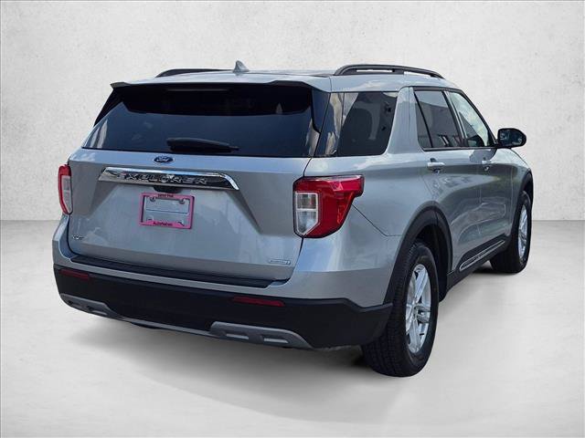 Certified 2020 Ford Explorer XLT w/ Equipment Group 202A RWD image 5
