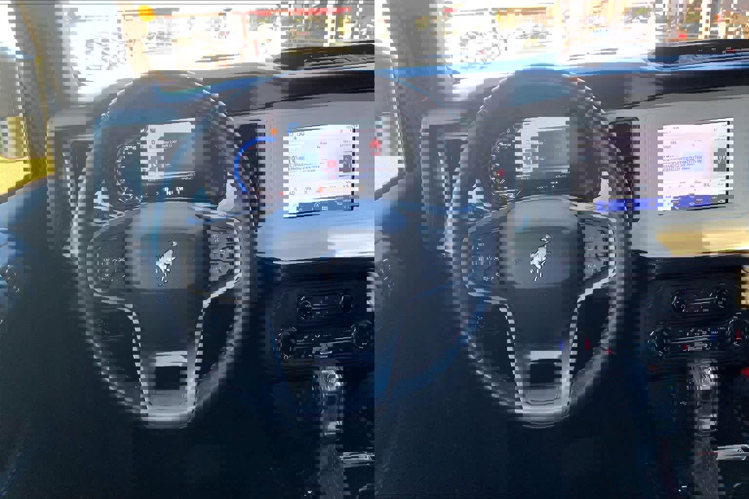 Certified 2023 Ford Bronco Heritage Edition image 5