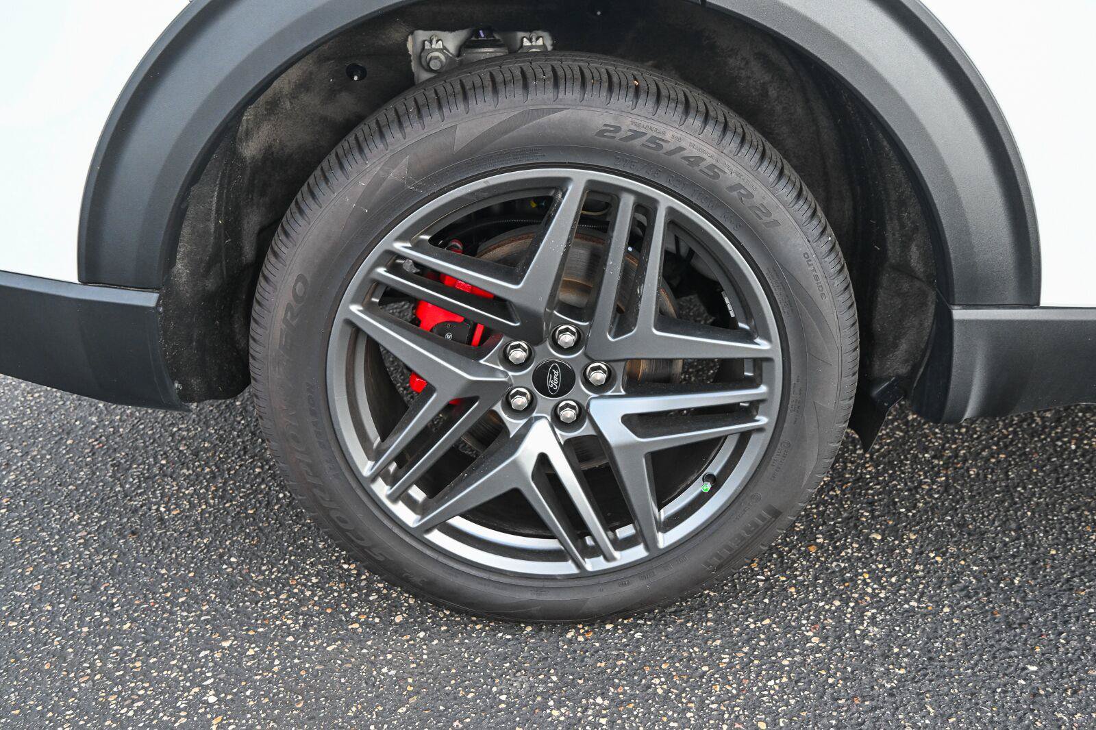 Certified 2025 Ford Explorer ST AWD/4WD image 14