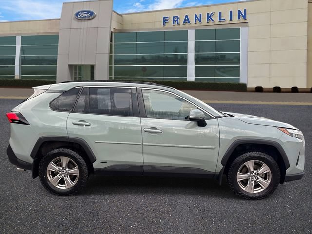 Used 2022 Toyota RAV4 XLE w/ Protection Package (TMS) AWD/4WD image 8