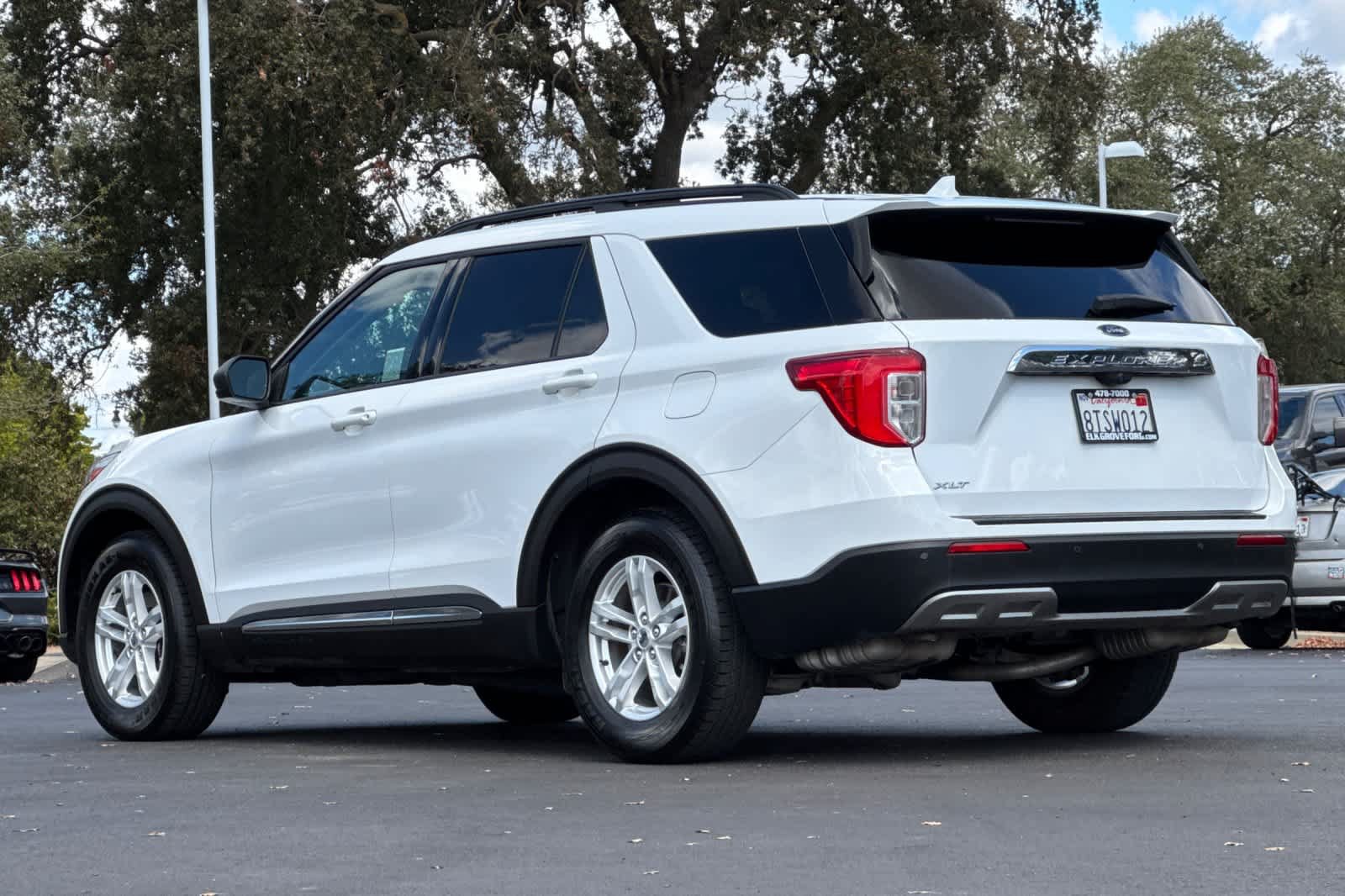Certified 2020 Ford Explorer XLT w/ Equipment Group 202A RWD image 6