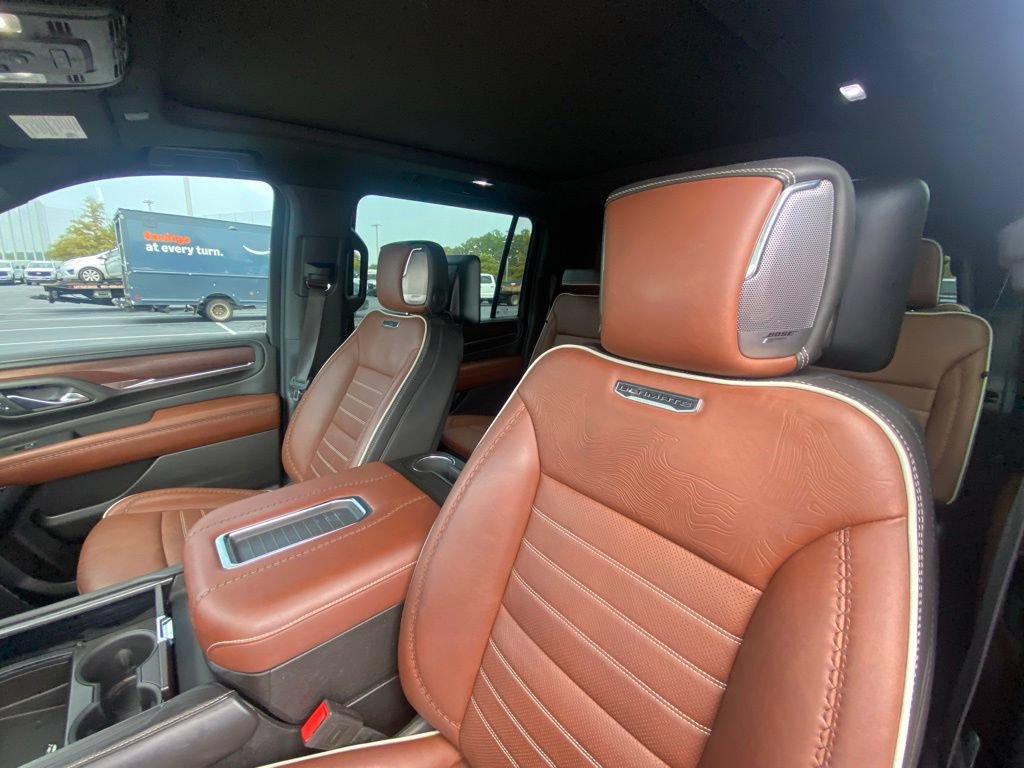 Used 2023 GMC Yukon XL Denali Ultimate AWD/4WD image 22