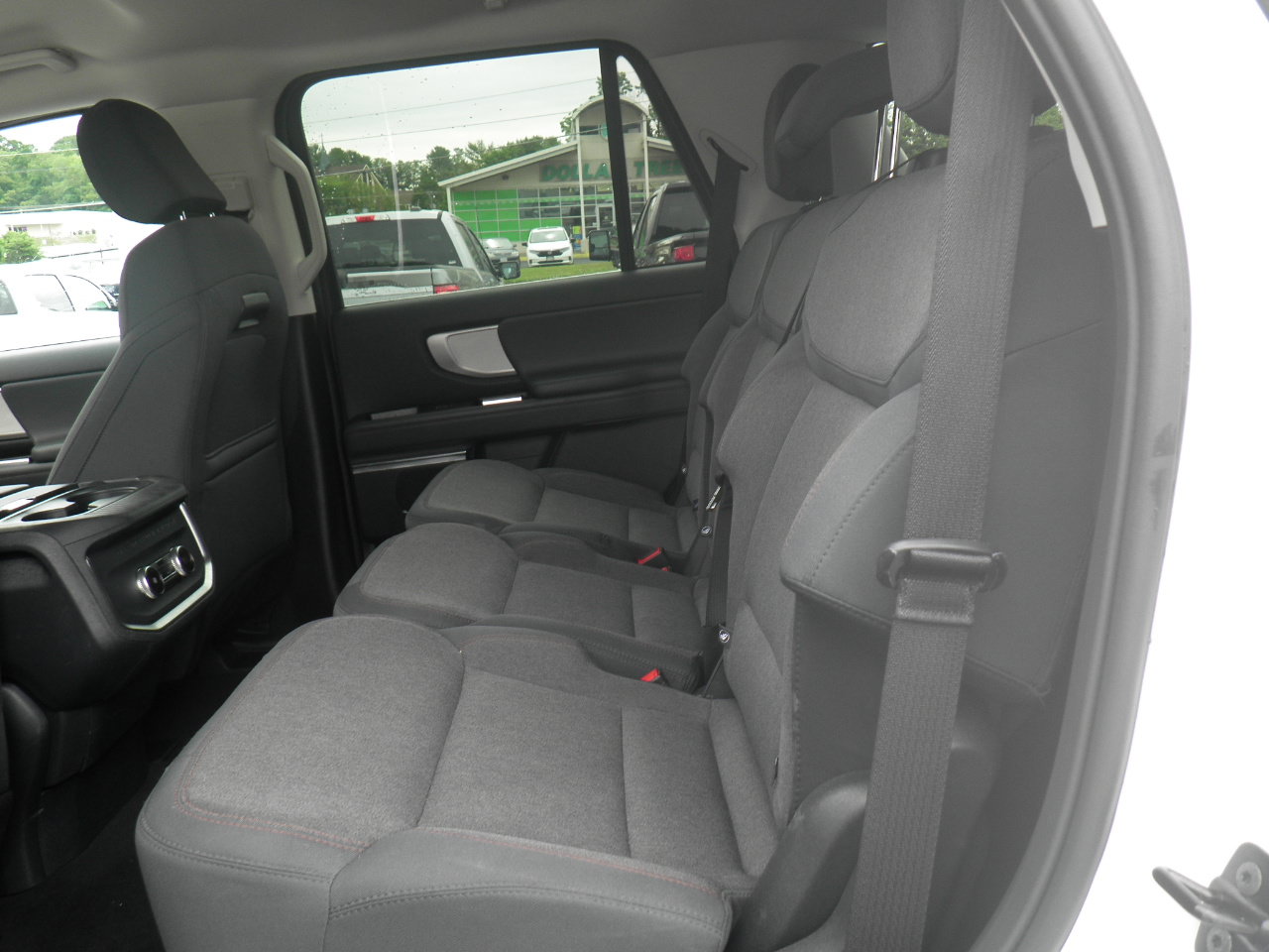 Certified 2025 Ford Expedition Active AWD/4WD image 16