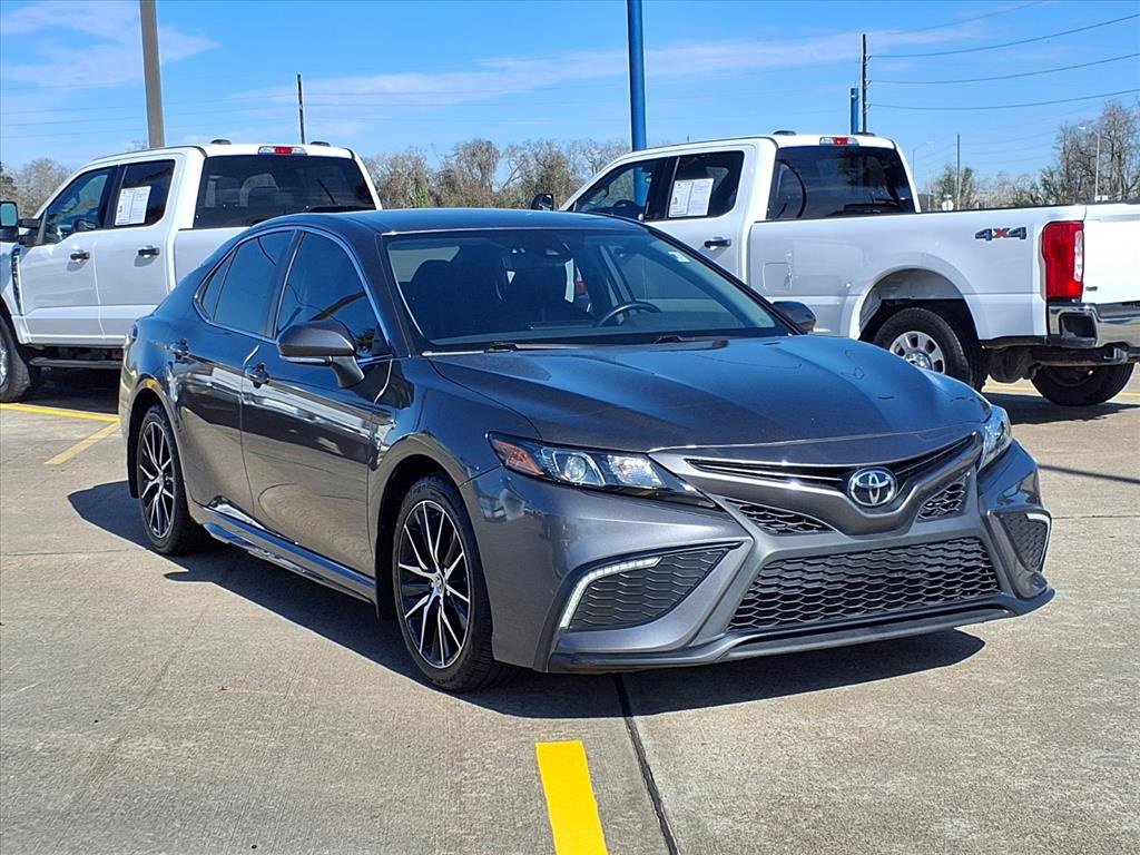 Used 2023 Toyota Camry SE image 7