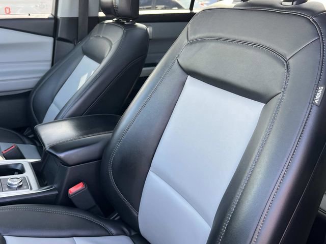 Certified 2023 Ford Explorer XLT w/ Equipment Group 202A AWD/4WD image 36