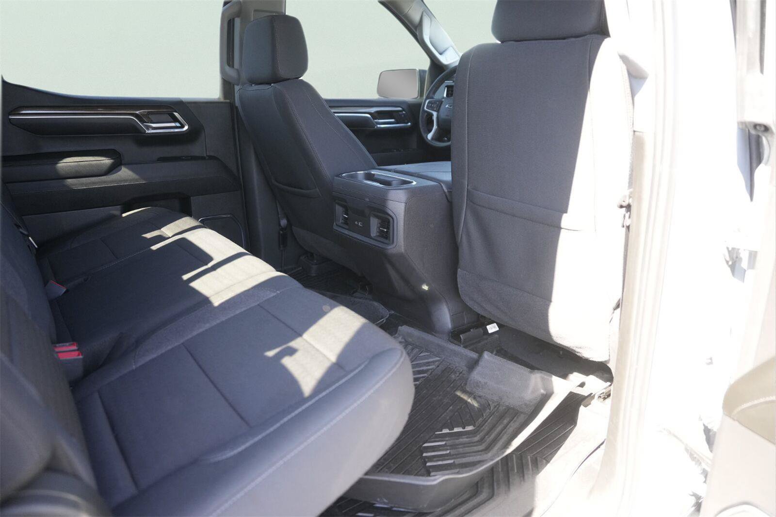 Used 2024 Chevrolet Silverado 1500 LT Trail Boss w/ Convenience Package II AWD/4WD image 14