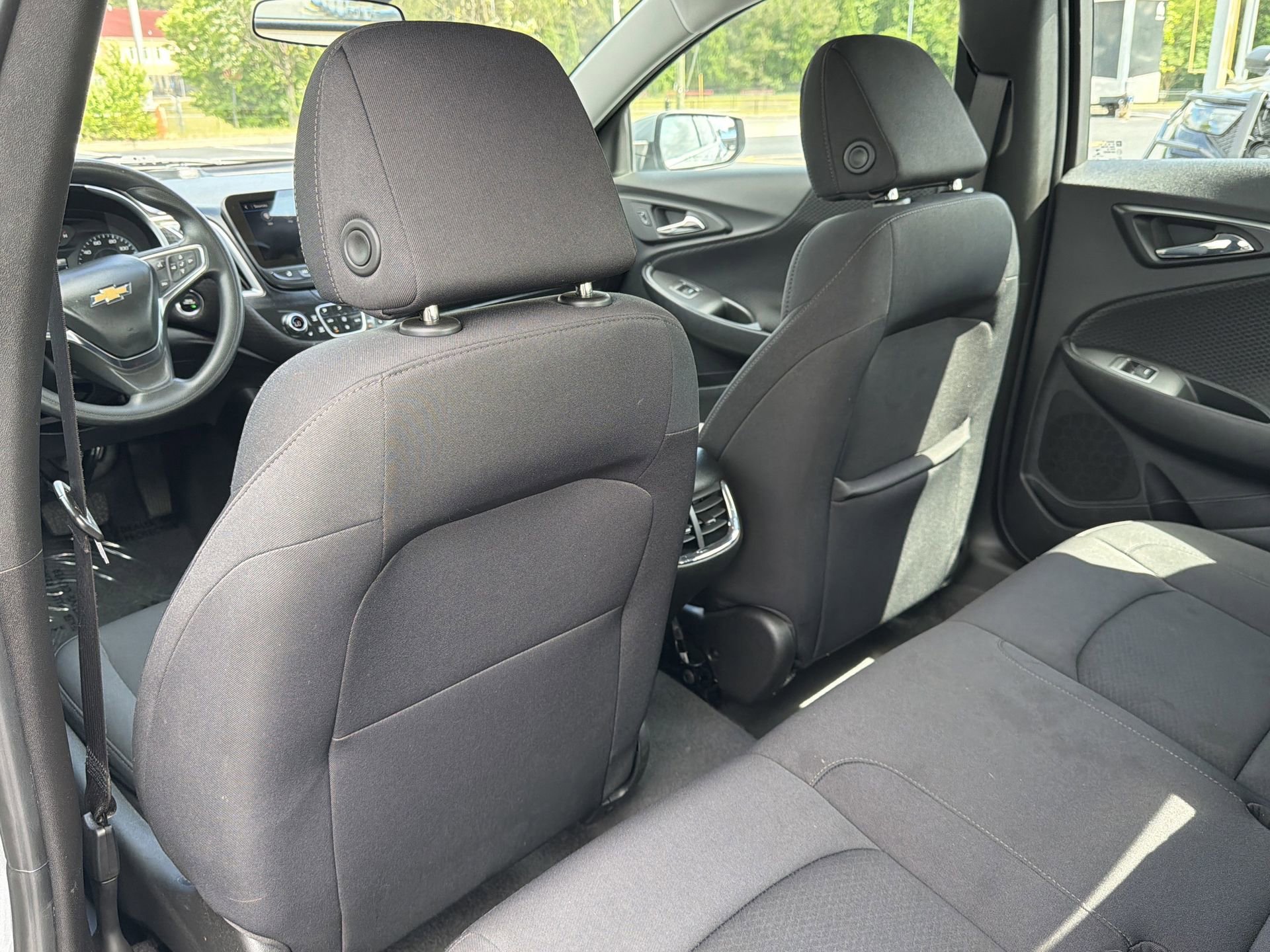 Used 2024 Chevrolet Malibu LT FWD image 21