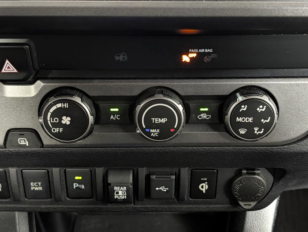 Used 2020 Toyota Tacoma TRD Off-Road w/ Technology Package RWD image 15
