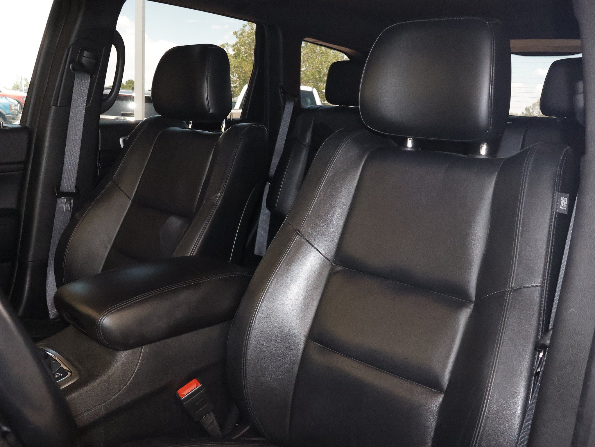 Used 2022 Jeep Grand Cherokee Limited AWD/4WD image 23