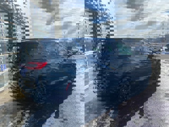 Used 2022 Chrysler Pacifica Touring-L w/ S Appearance Package image 2