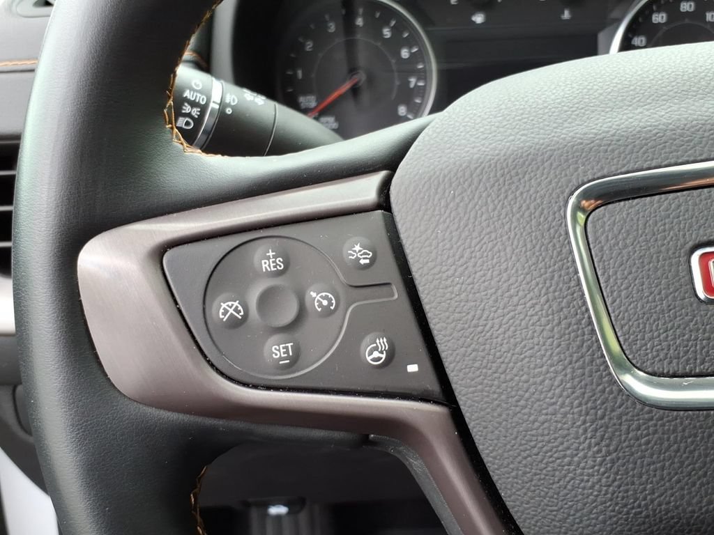 Used 2023 GMC Terrain AT4 w/ Tech Package AWD/4WD image 13