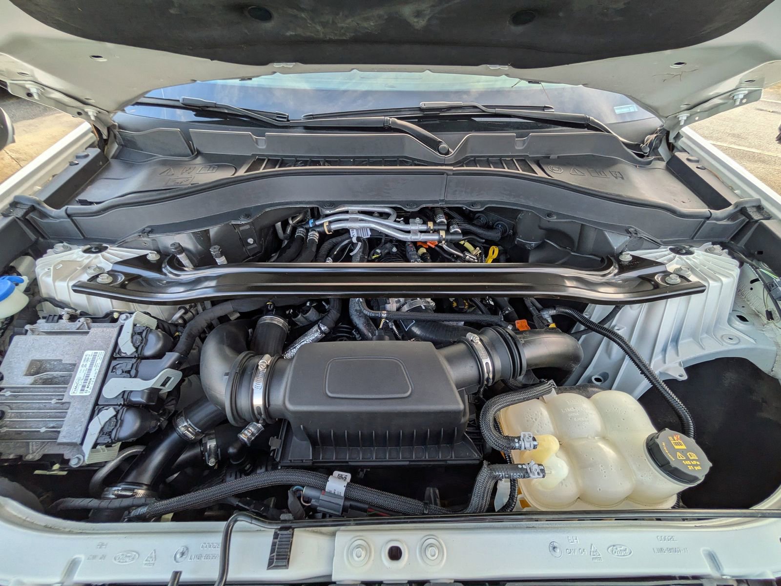 Certified 2021 Ford Explorer Platinum w/ Equipment Group 601A image 9