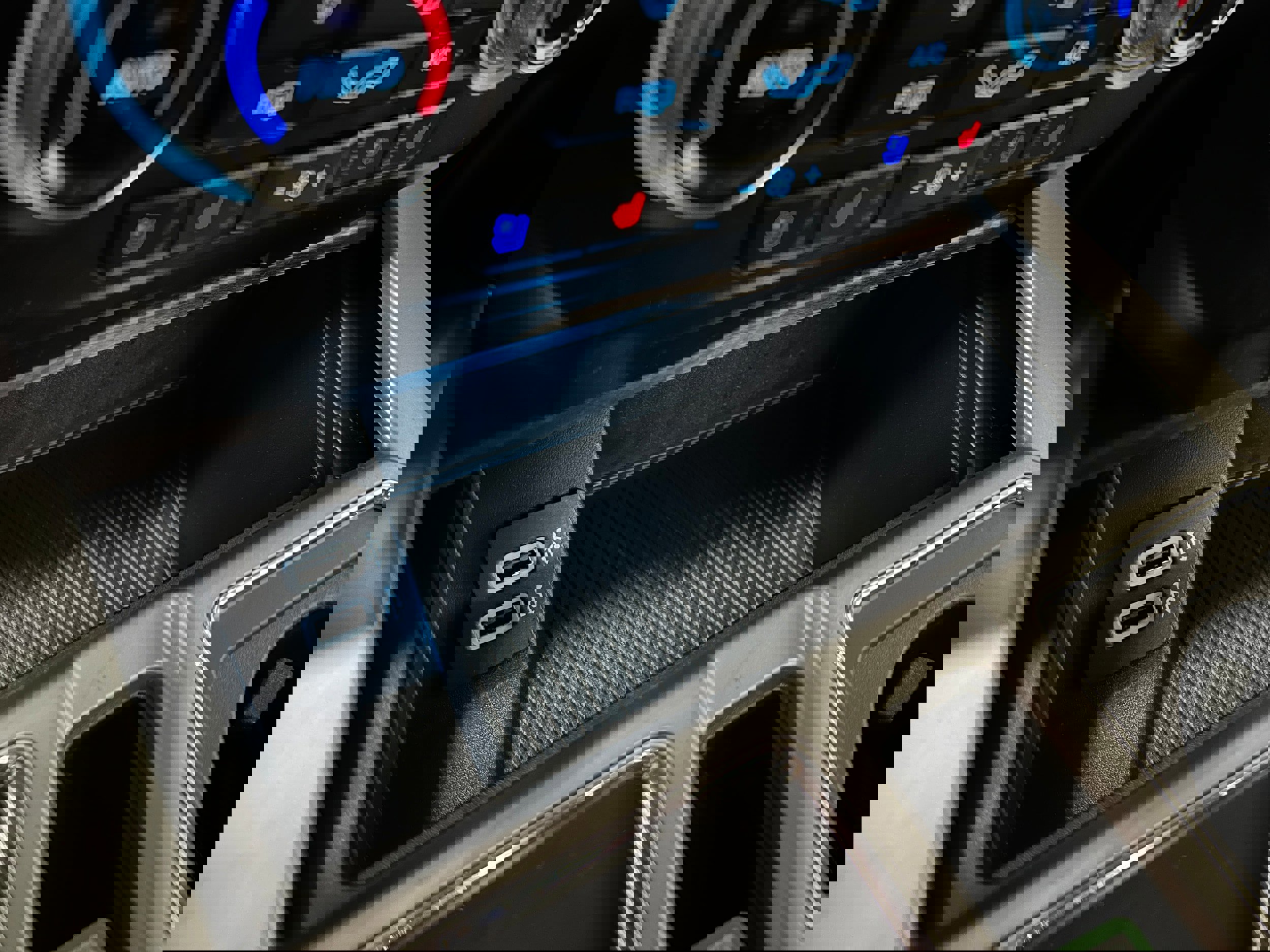 Certified 2020 Ford F150 Lariat w/ Equipment Group 502A Luxury image 30