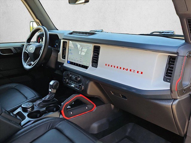 Certified 2025 Ford Bronco Heritage Edition AWD/4WD image 22