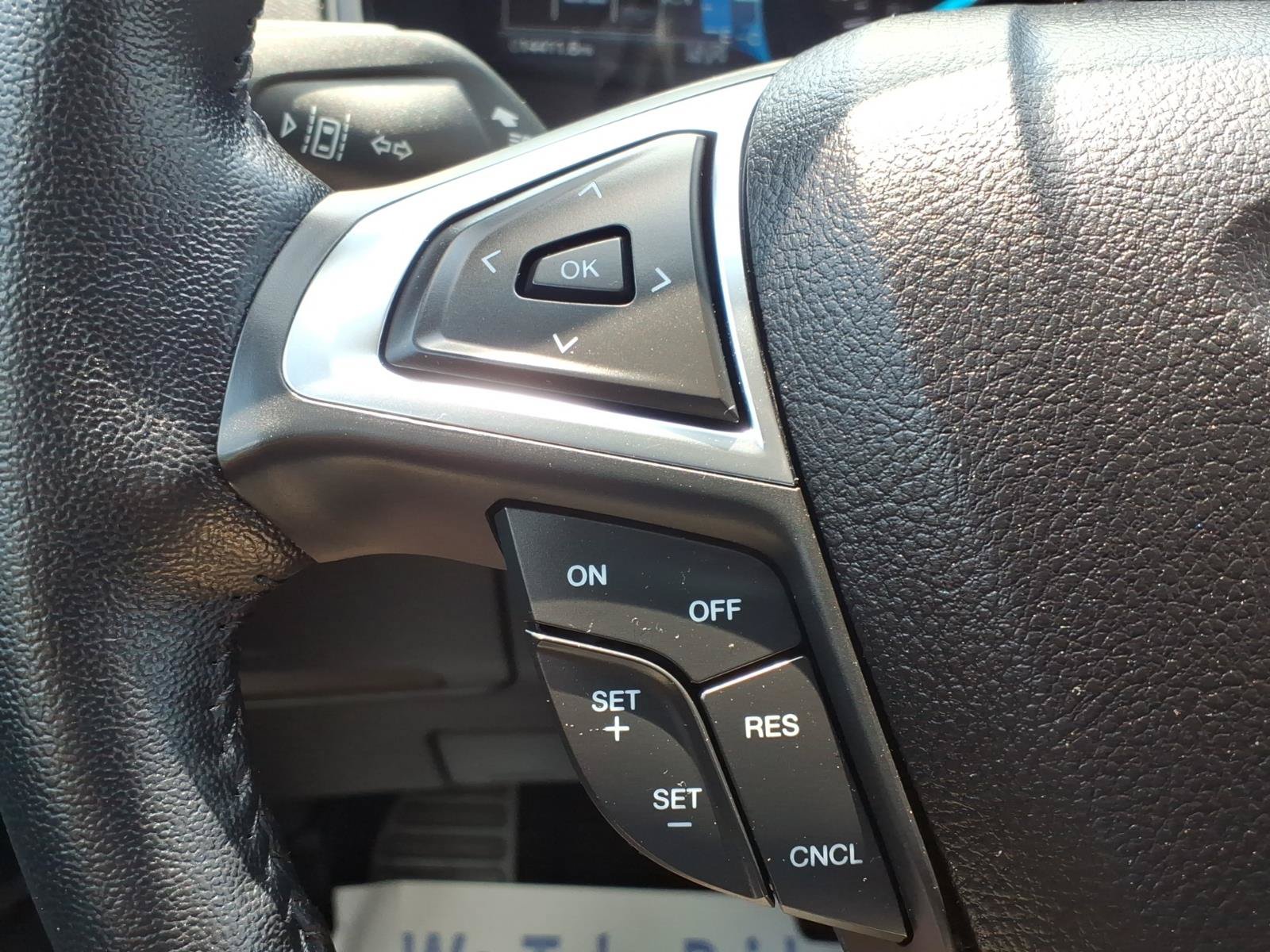 Certified 2023 Ford Edge SEL AWD/4WD image 13