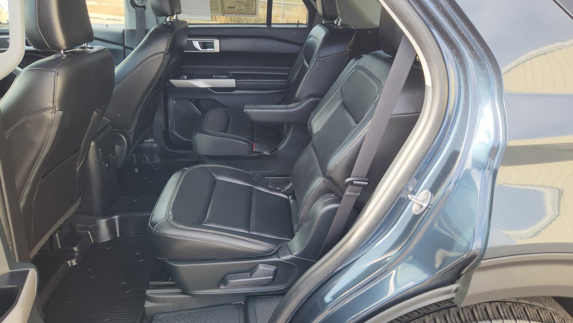 Certified 2023 Ford Explorer XLT w/ Equipment Group 202A image 27