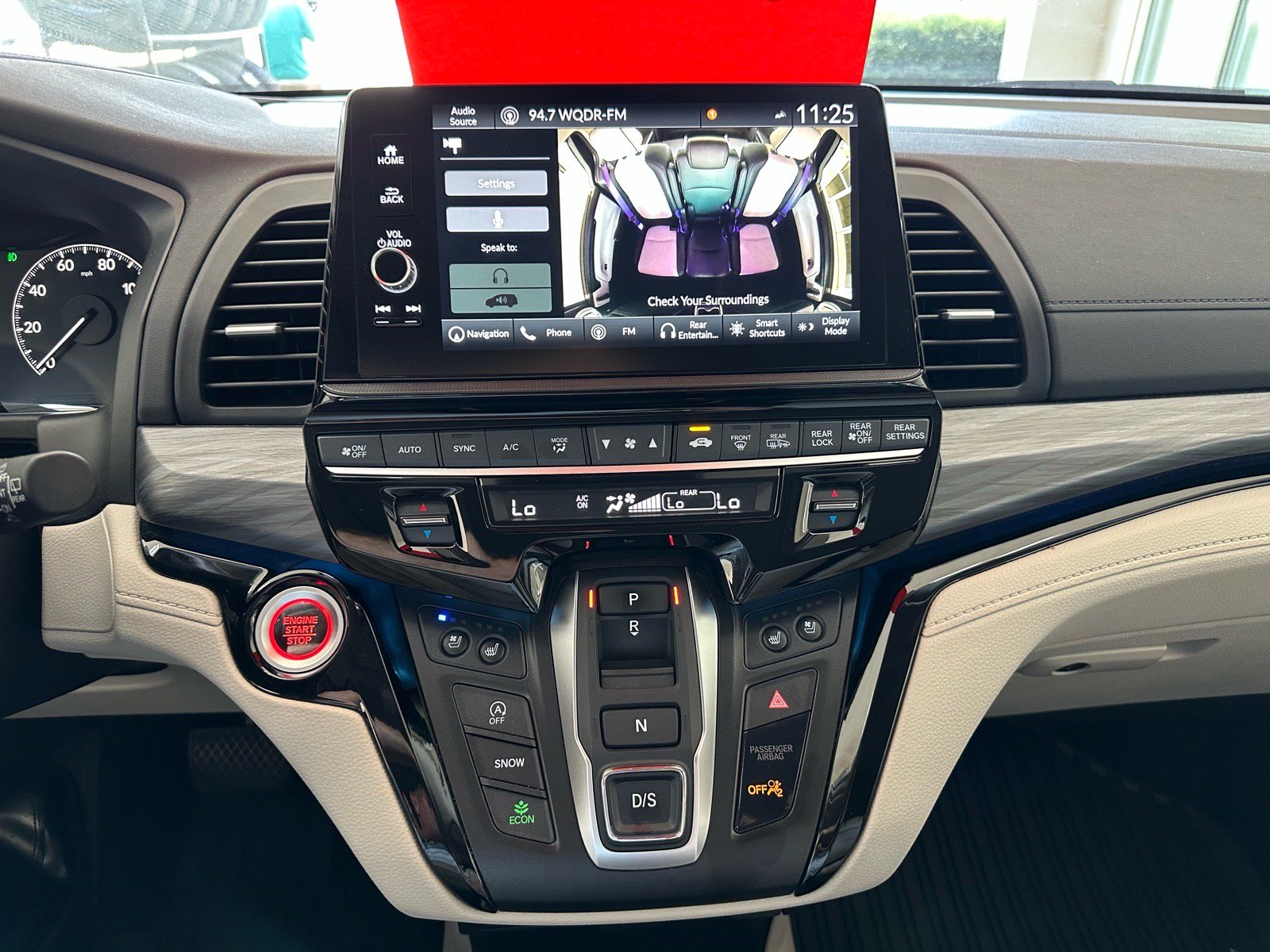 Used 2025 Honda Odyssey Elite image 31