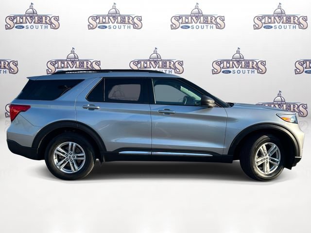 Certified 2023 Ford Explorer XLT RWD image 2
