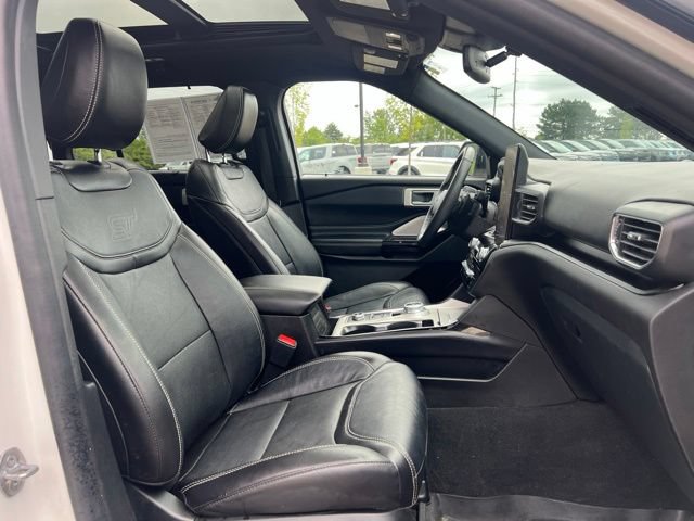 Certified 2023 Ford Explorer ST w/ Equipment Group 401A AWD/4WD image 11